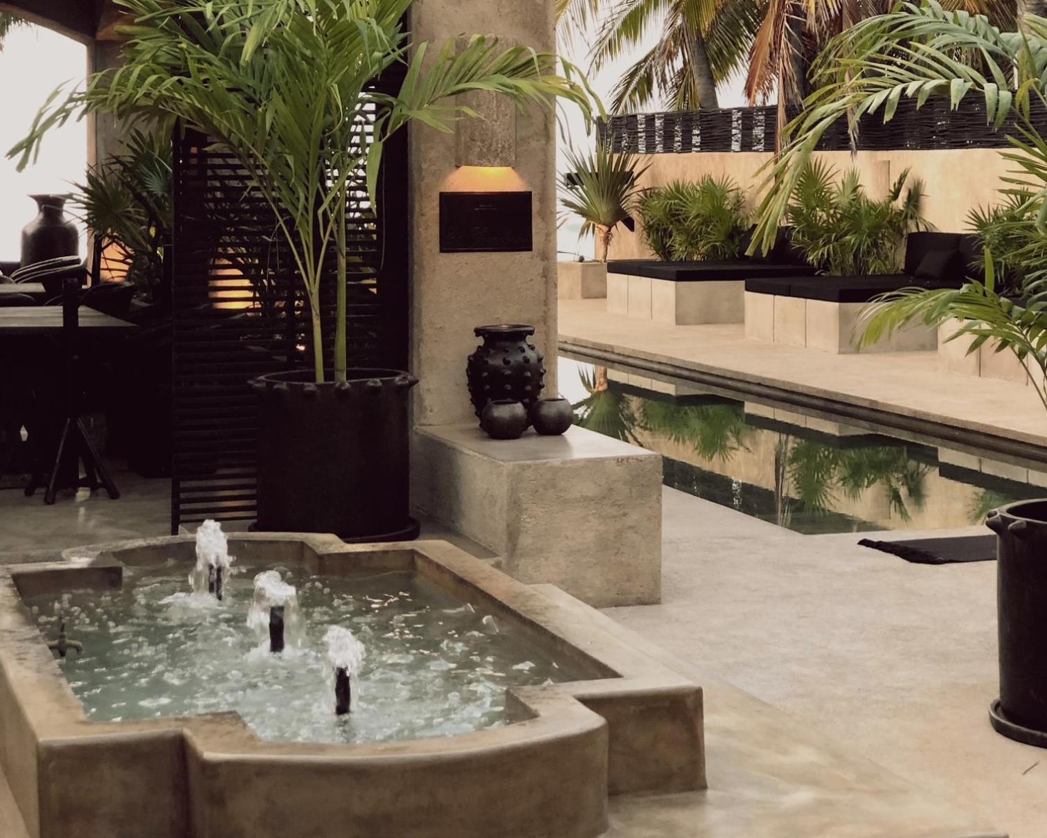 The Casa Saint George Hotel トロンコネス エクステリア 写真