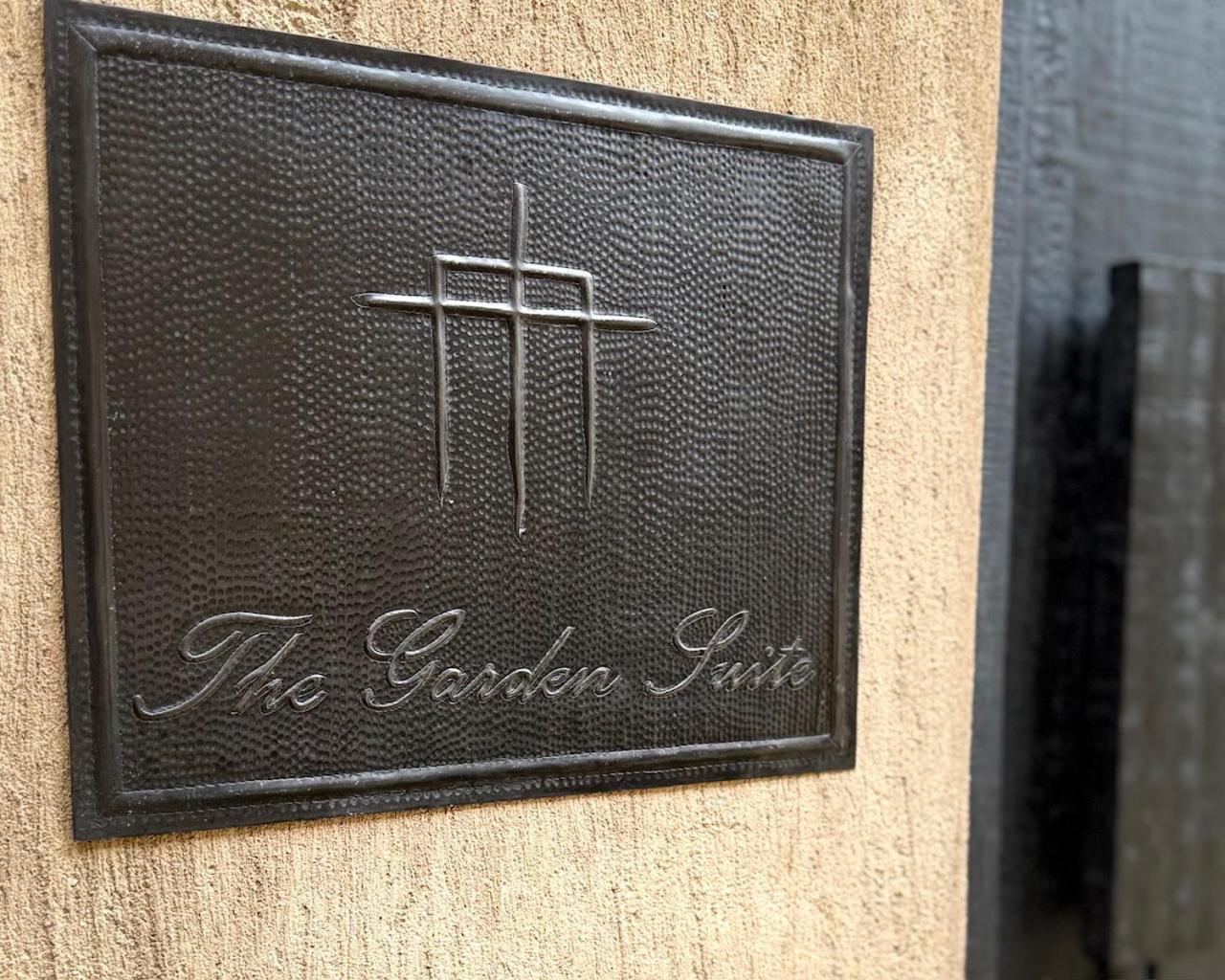 The Casa Saint George Hotel トロンコネス エクステリア 写真