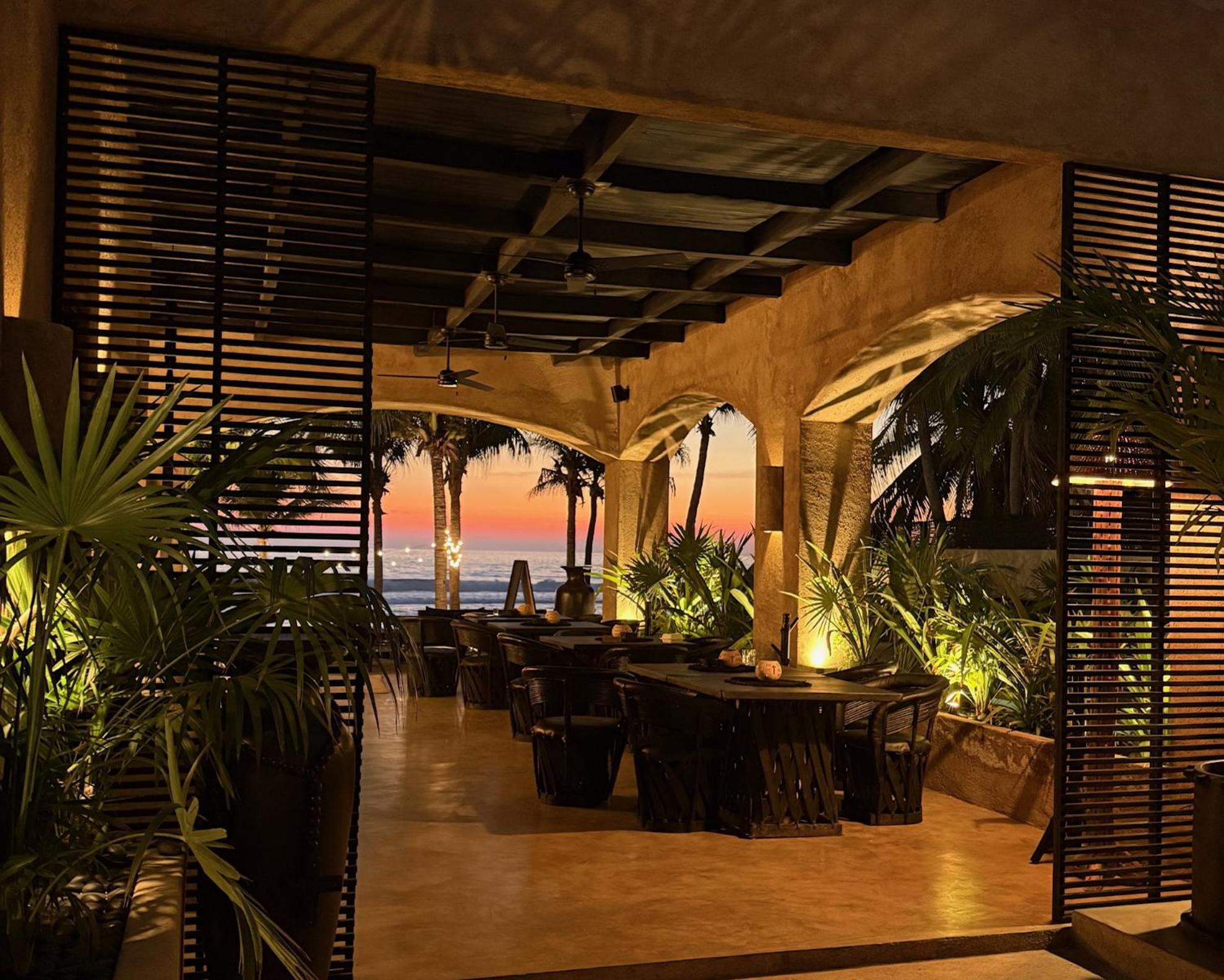 The Casa Saint George Hotel トロンコネス エクステリア 写真
